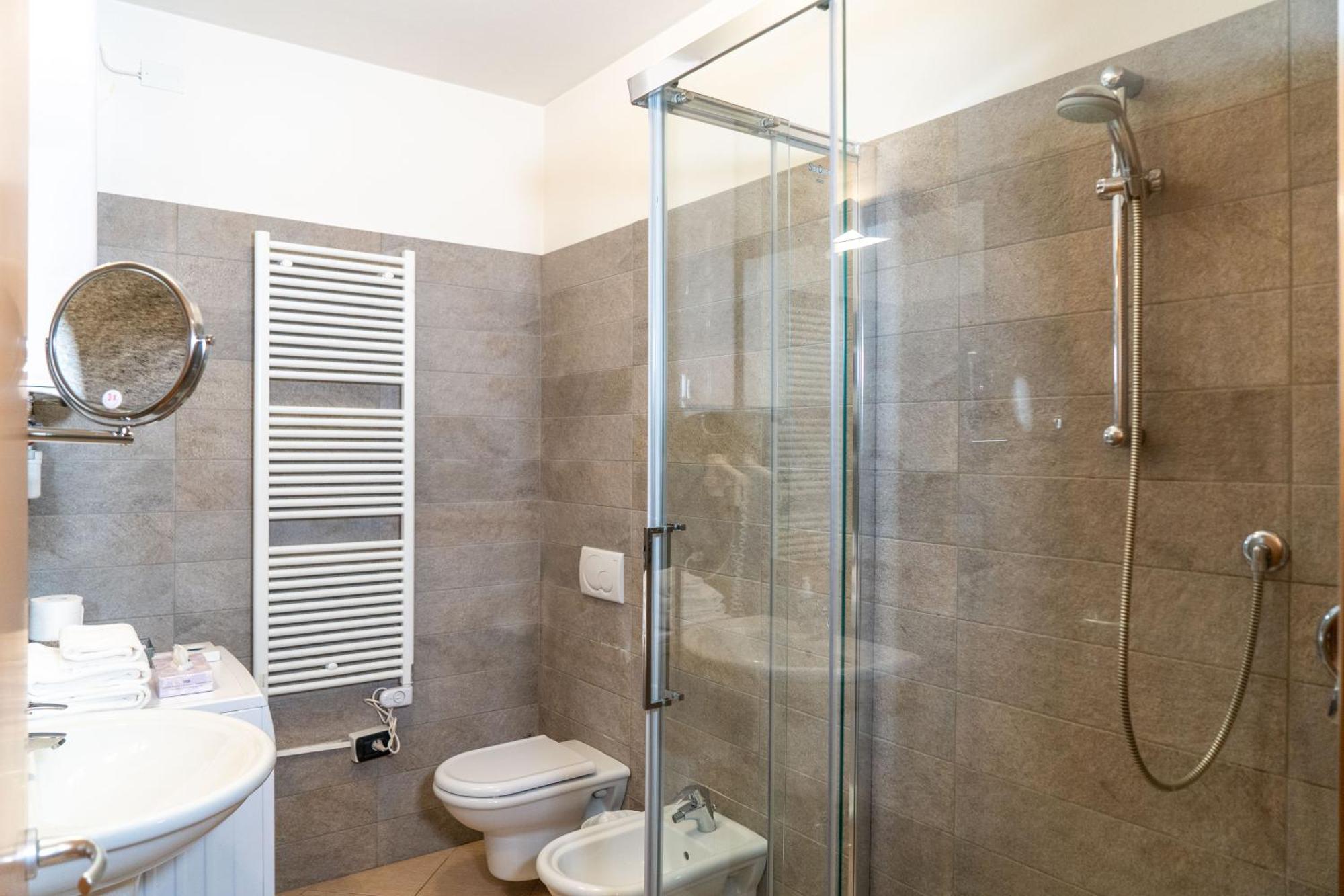 Hatelier Garda Home By Enjoy Garda Hotel Peschiera del Garda Eksteriør billede