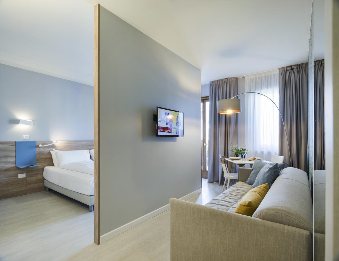Hatelier Garda Home By Enjoy Garda Hotel Peschiera del Garda Eksteriør billede