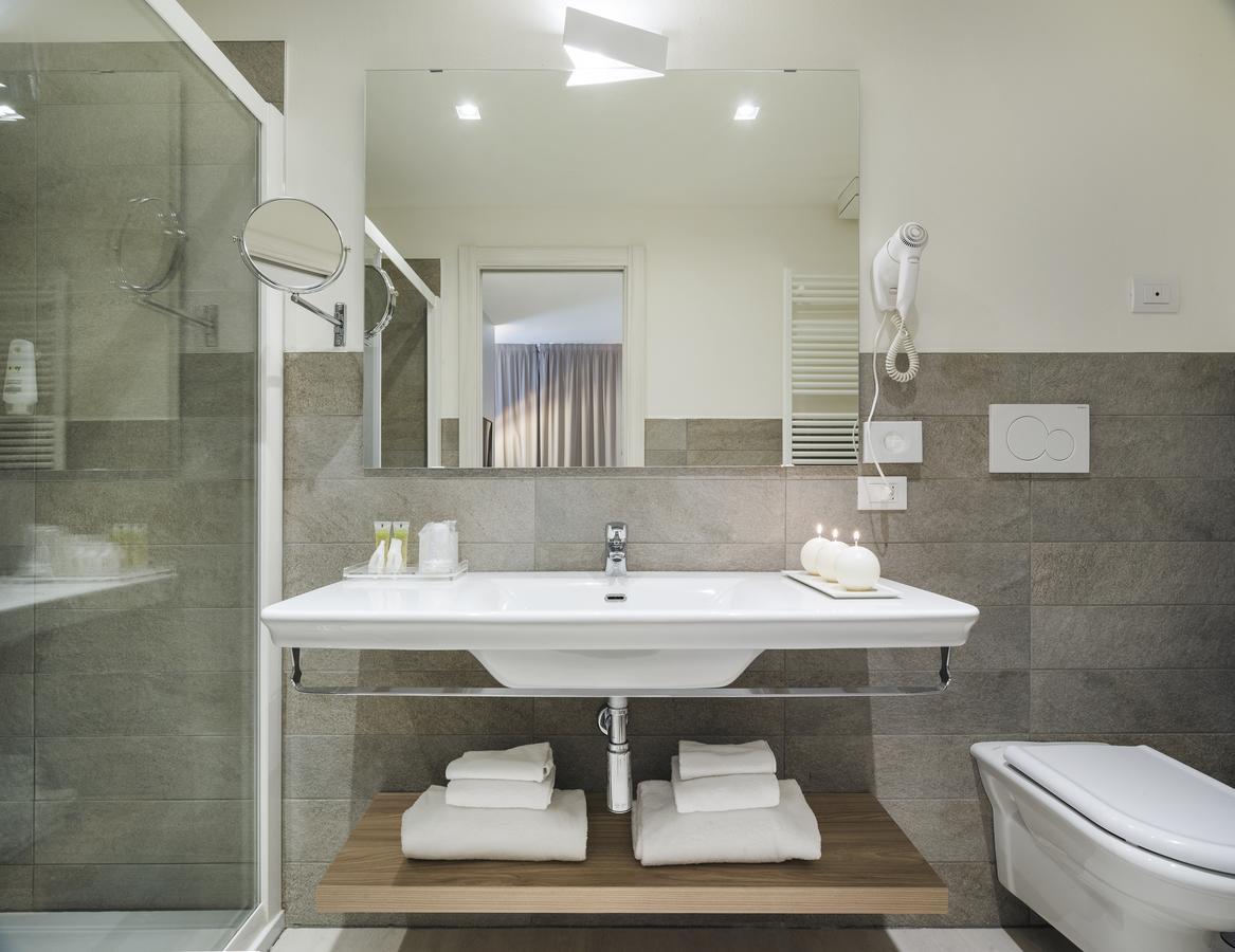 Hatelier Garda Home By Enjoy Garda Hotel Peschiera del Garda Eksteriør billede